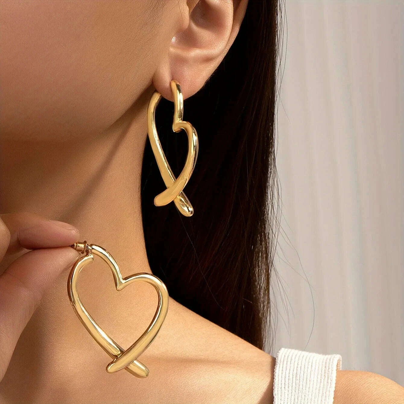 fashion-personality-love-earrings-for-women-niche-design-sense-girl-golden-earrings-simple-jewelry-gift-silvery-kimlud-kimlud-33912783