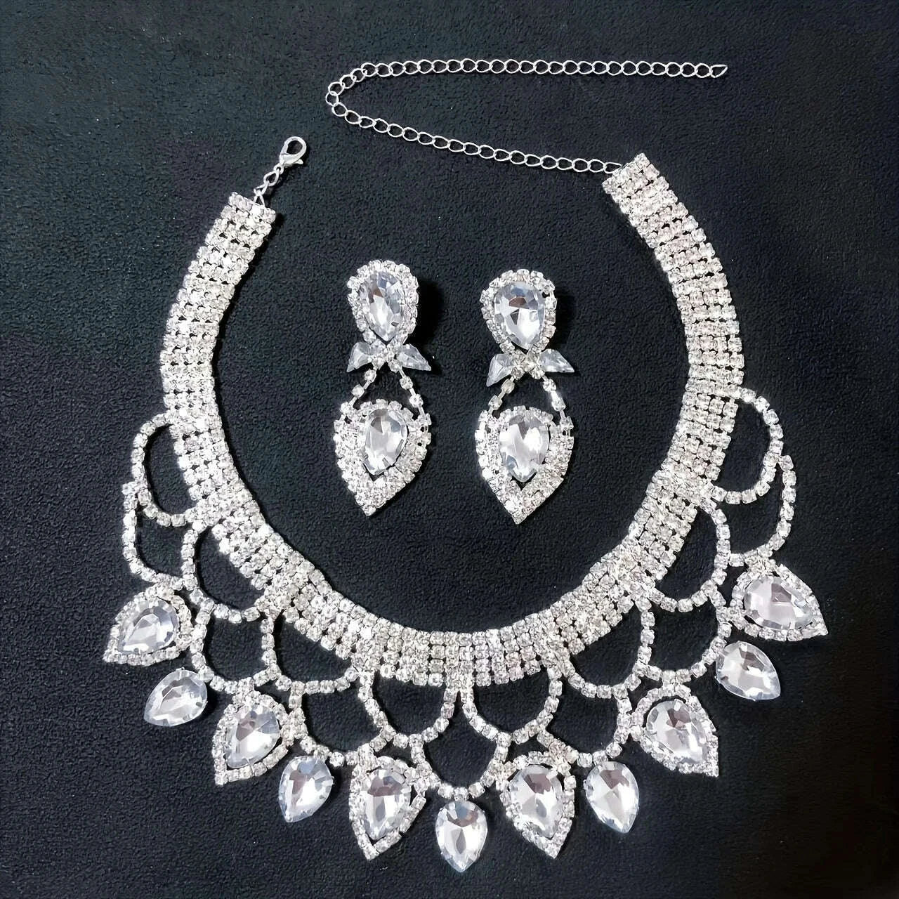 fashionable-ladies-exaggerated-and-exquisite-handmade-rhinestone-necklace-earring-set-brides-dance-dress-jewelry-accessories-kimlud-kimlud-33914060