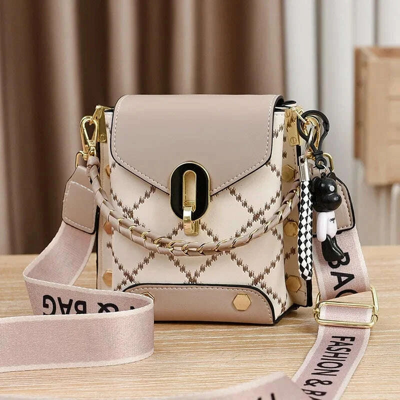 korean-version-of-simple-and-fashionable-small-square-bag-fashionable-versatile-shoulder-messenger-bag-trendy-mini-mobile-phonekimludkimlud-35562682