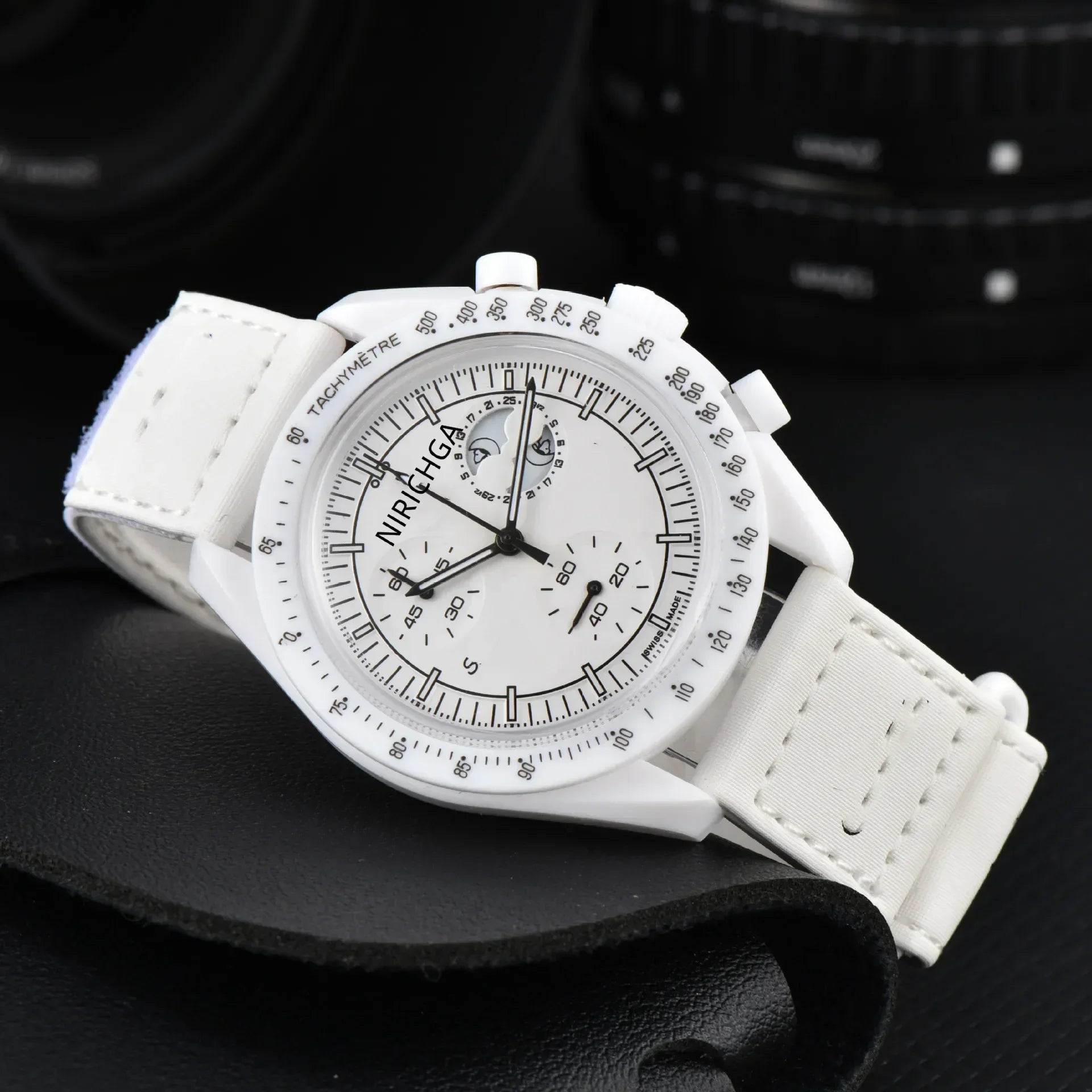 Stylish 2025 Moon Landing Commemorative Watch - Six-Hand Quartz Chronograph for Space Enthusiasts