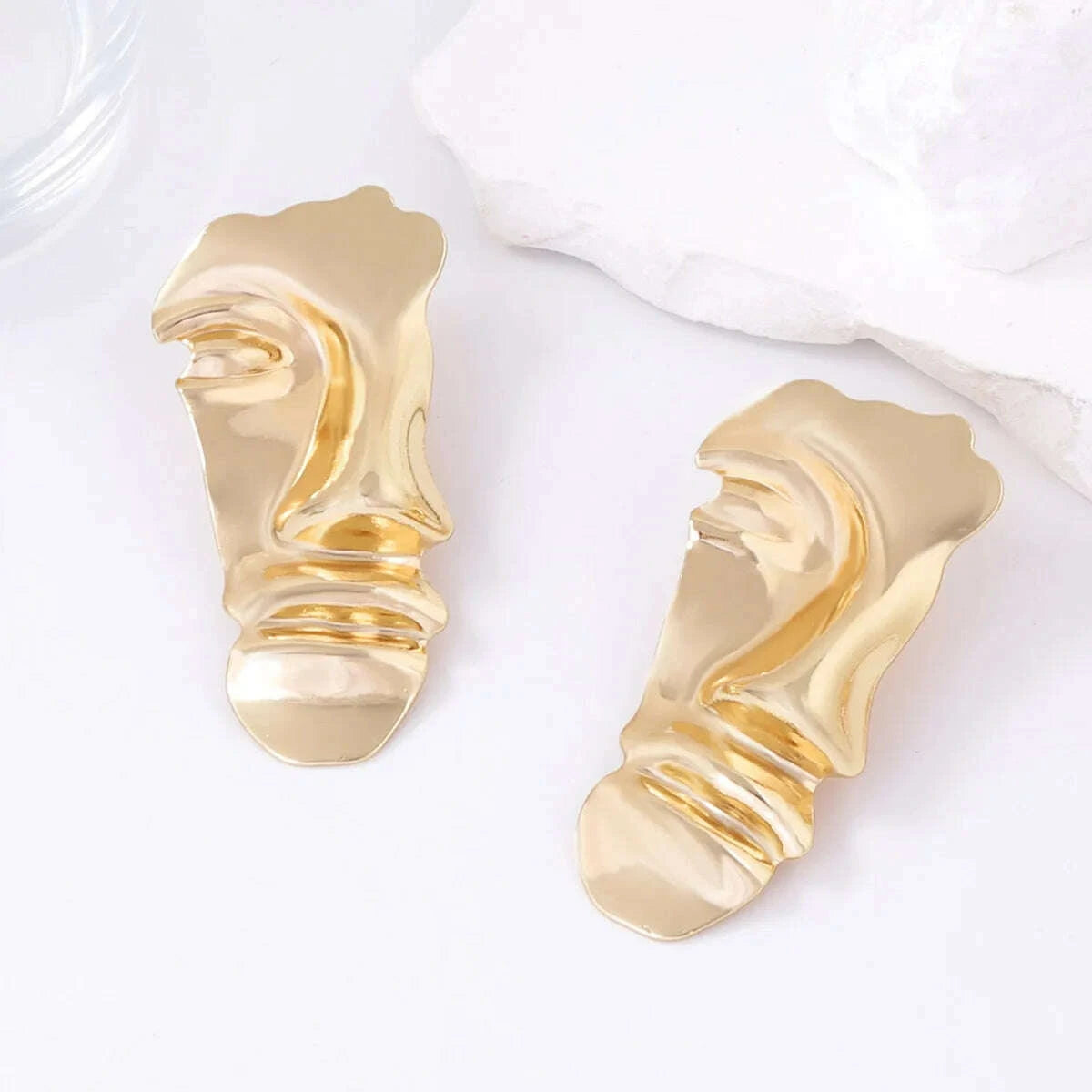 digadagu-simple-portrait-face-stud-earrings-metal-exaggerated-earrings-new-womens-daily-jewelry-accessorieszaakimludkimlud-35576451