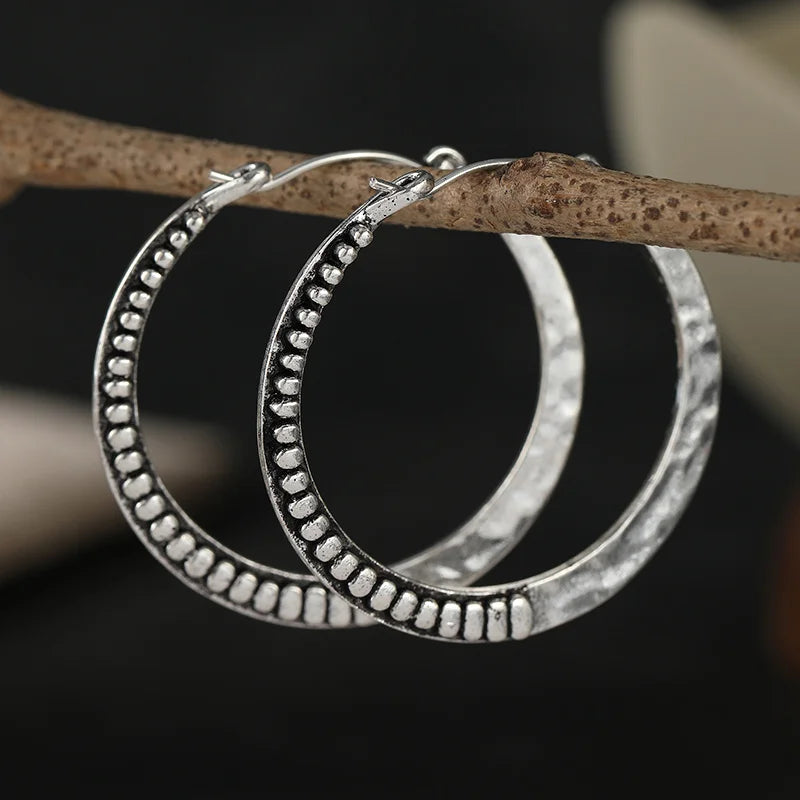Hoop Earrings – Vintage Distressed Hammer-Embossed Bohemian – Copper – White | KIMLUD