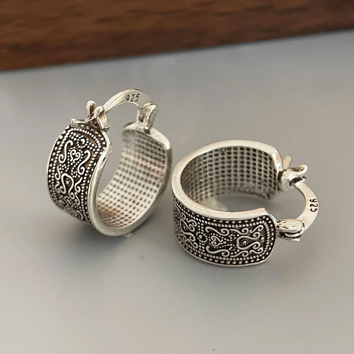 Hoop Earrings – Allergy Free – Sterling Silver – Silver | KIMLUD