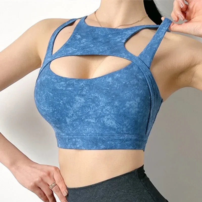 Knit Cloud Hide Sports Bra Crop Top With Pads — White | KIMLUD