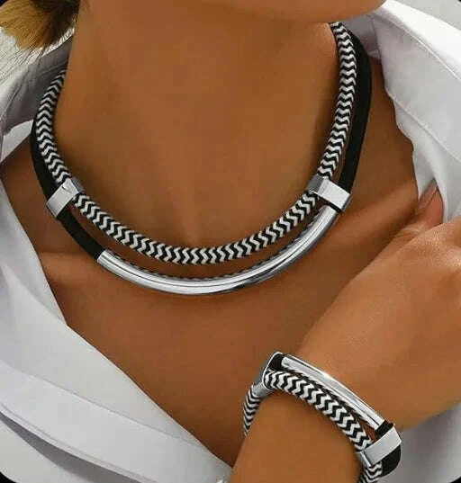 2pcs-set-new-fashion-black-and-white-thick-double-line-metal-tube-exaggerated-hip-hop-style-necklace-bracelet-set-for-daily-wearkimludkimlud-35557655