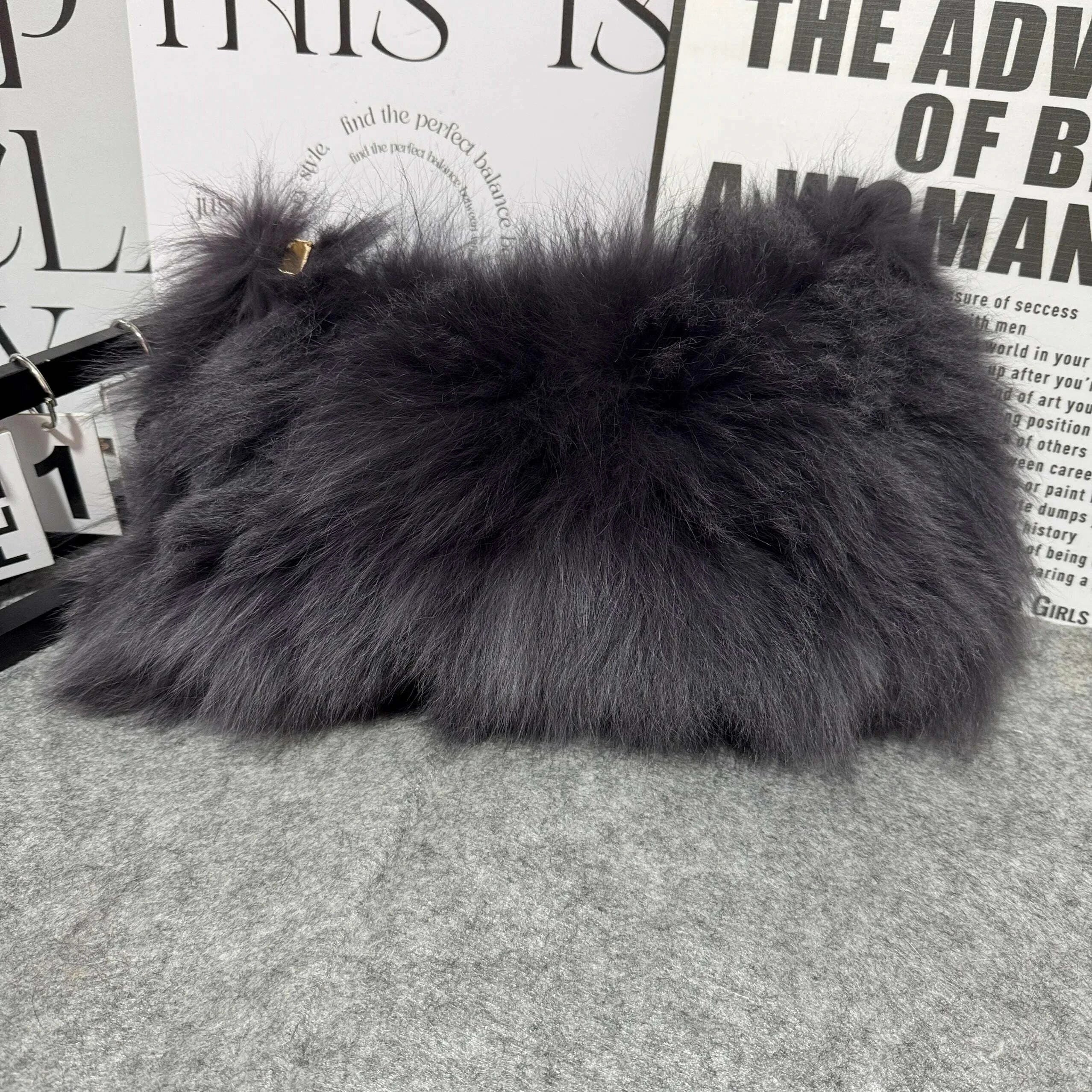 winter-fox-fur-bag-womens-bag-fashion-handbag-ladies-bags-purses-women-shoulder-bag-real-silver-fox-fur-messenger-bagskimludkimlud-35556557