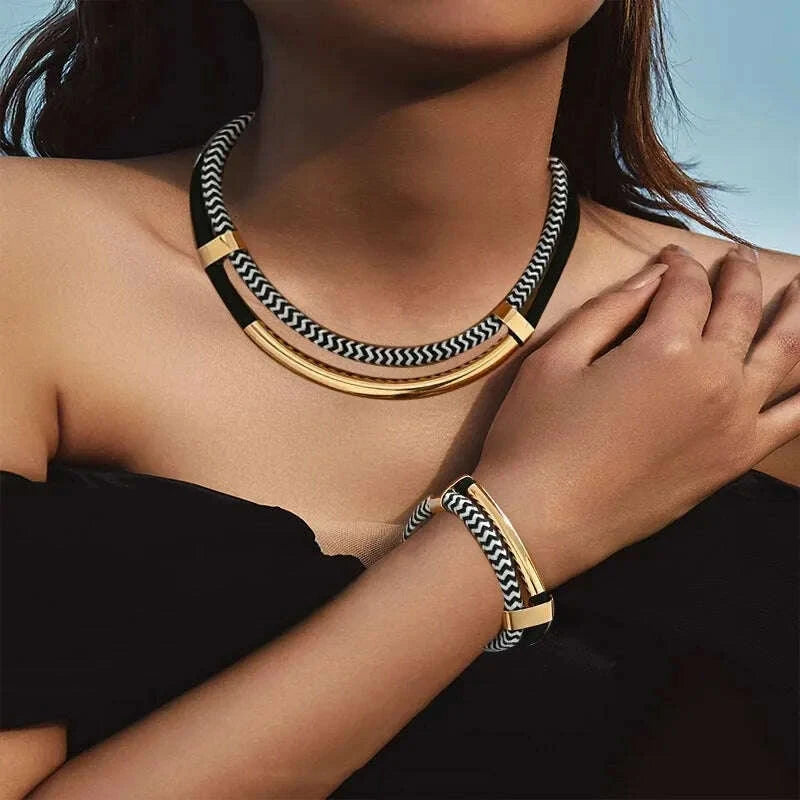 2pcs-set-new-fashion-black-and-white-thick-double-line-metal-tube-exaggerated-hip-hop-style-necklace-bracelet-set-for-daily-wearkimludkimlud-35557651
