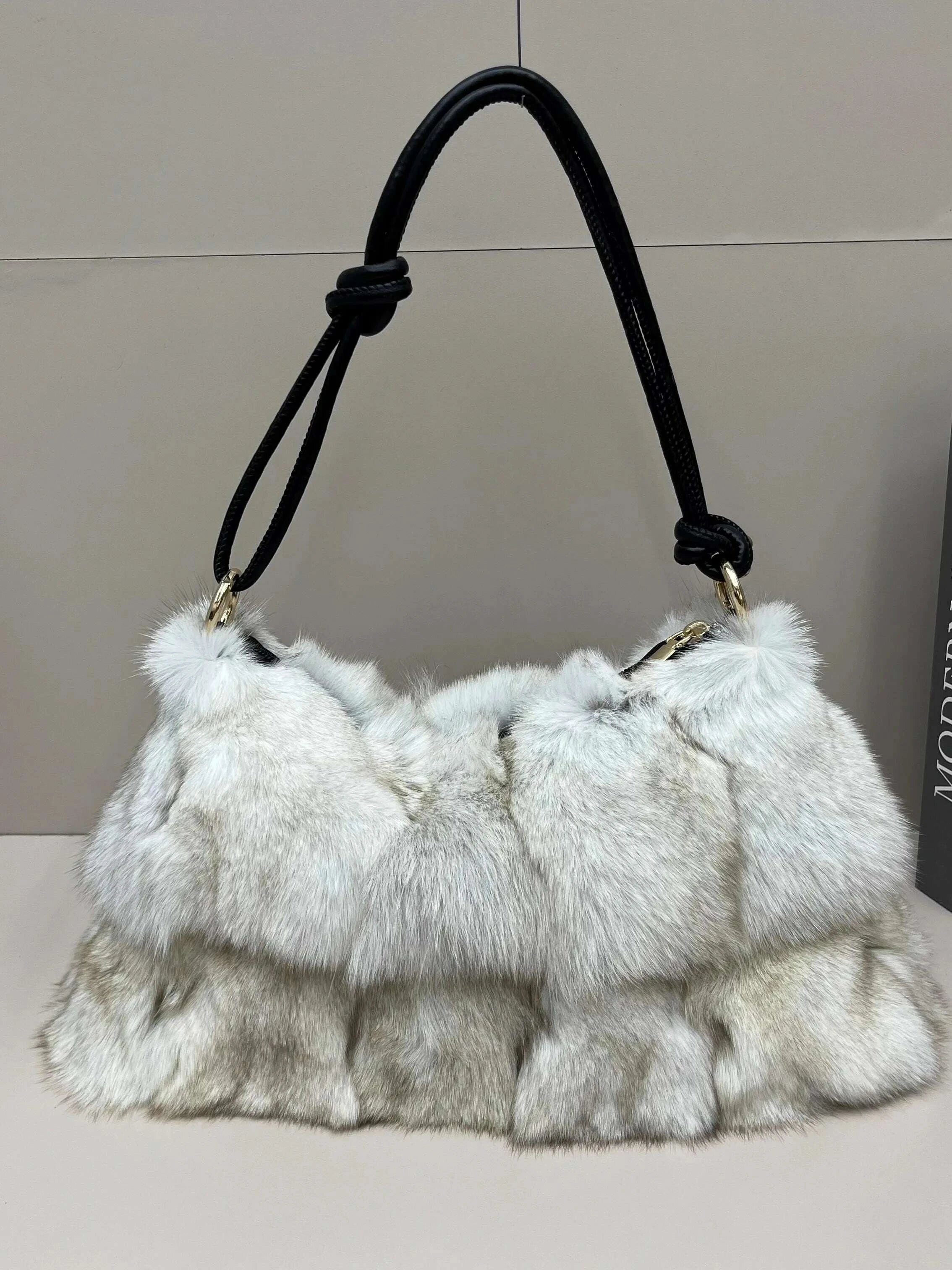 winter-fox-fur-bag-womens-bag-fashion-handbag-ladies-bags-purses-women-shoulder-bag-real-silver-fox-fur-messenger-bagskimludkimlud-35556475