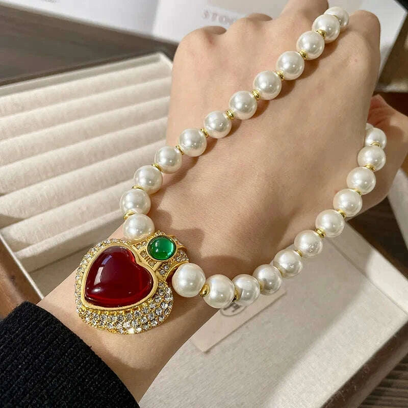 draweye-winter-sweater-chain-vintage-heart-palace-style-neckalces-for-women-pearls-fashion-hyperbole-collares-para-mujer-kimlud-kimlud-33912741