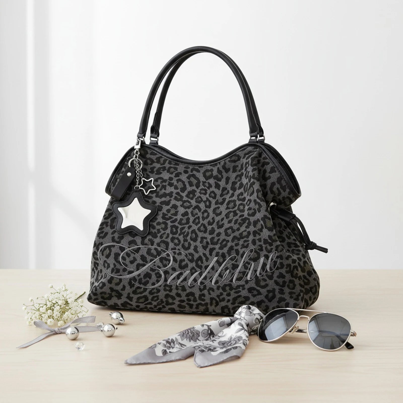 Leopard-Print Polyester Tote Bag Embroidered Star Pendant — Dark Brown | KIMLUD