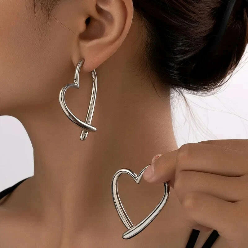 fashion-personality-love-earrings-for-women-niche-design-sense-girl-golden-earrings-simple-jewelry-gift-silvery-kimlud-kimlud-33912779