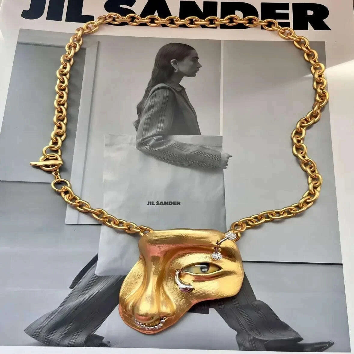 european-and-american-new-retro-popular-abstract-luxury-surrealism-devils-eye-exquisite-high-quality-necklacekimlud-womens-fashion-34607679