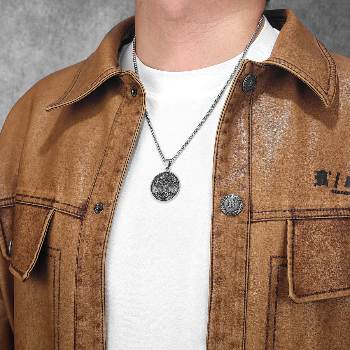 Retro Tree of Life Carving Men Necklaces Pendant Stainless Steel Jewelry For Male Women Punk Hip Hop Accessories Gifts Wholesale