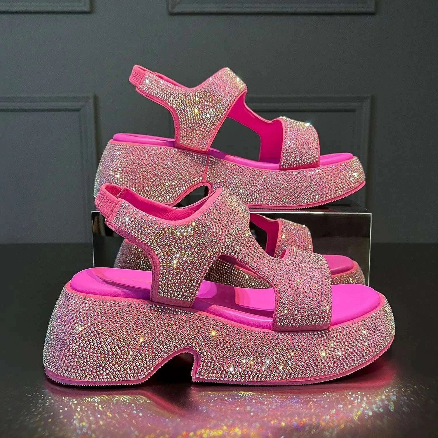 fashion-luxury-rhinestone-women-sandals-summer-new-sheepskin-elastic-band-thick-soled-open-toed-roman-flat-sandals-kimlud-kimlud-33915677