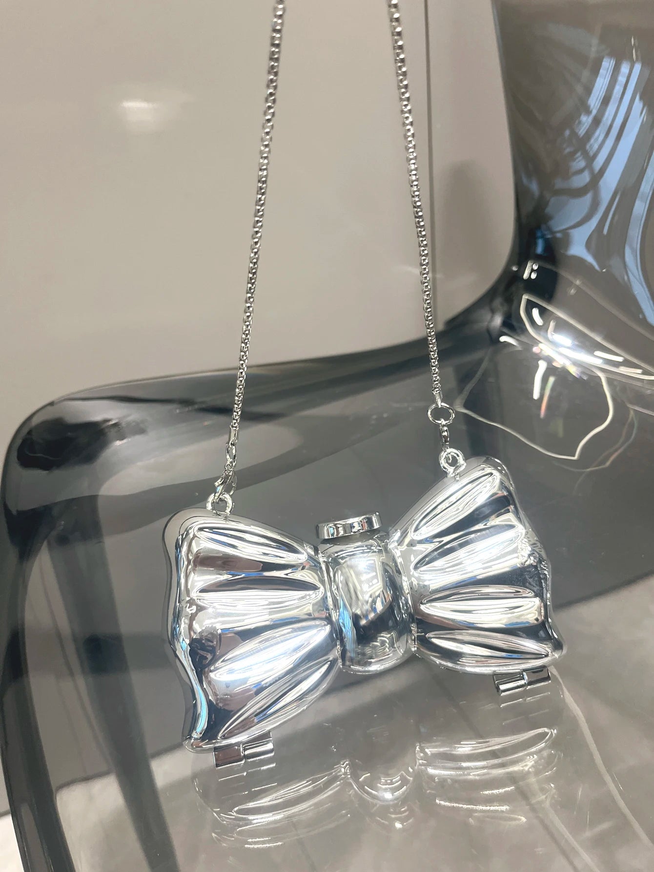 Golden Evening bag Purses and handbag luxury Designer shoulder bags funny shape Party Wedding Round Acrylic Shiny Clutch purse