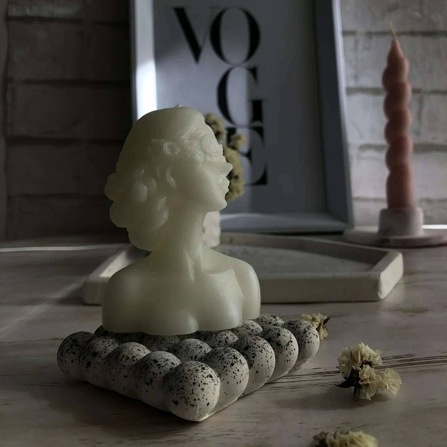 3d-candle-silicone-mold-closed-eye-girl-cover-eyes-girl-mold-diy-plaster-statue-mold-aromatherapy-candle-lamp-candlestickskimludkimlud-35576790
