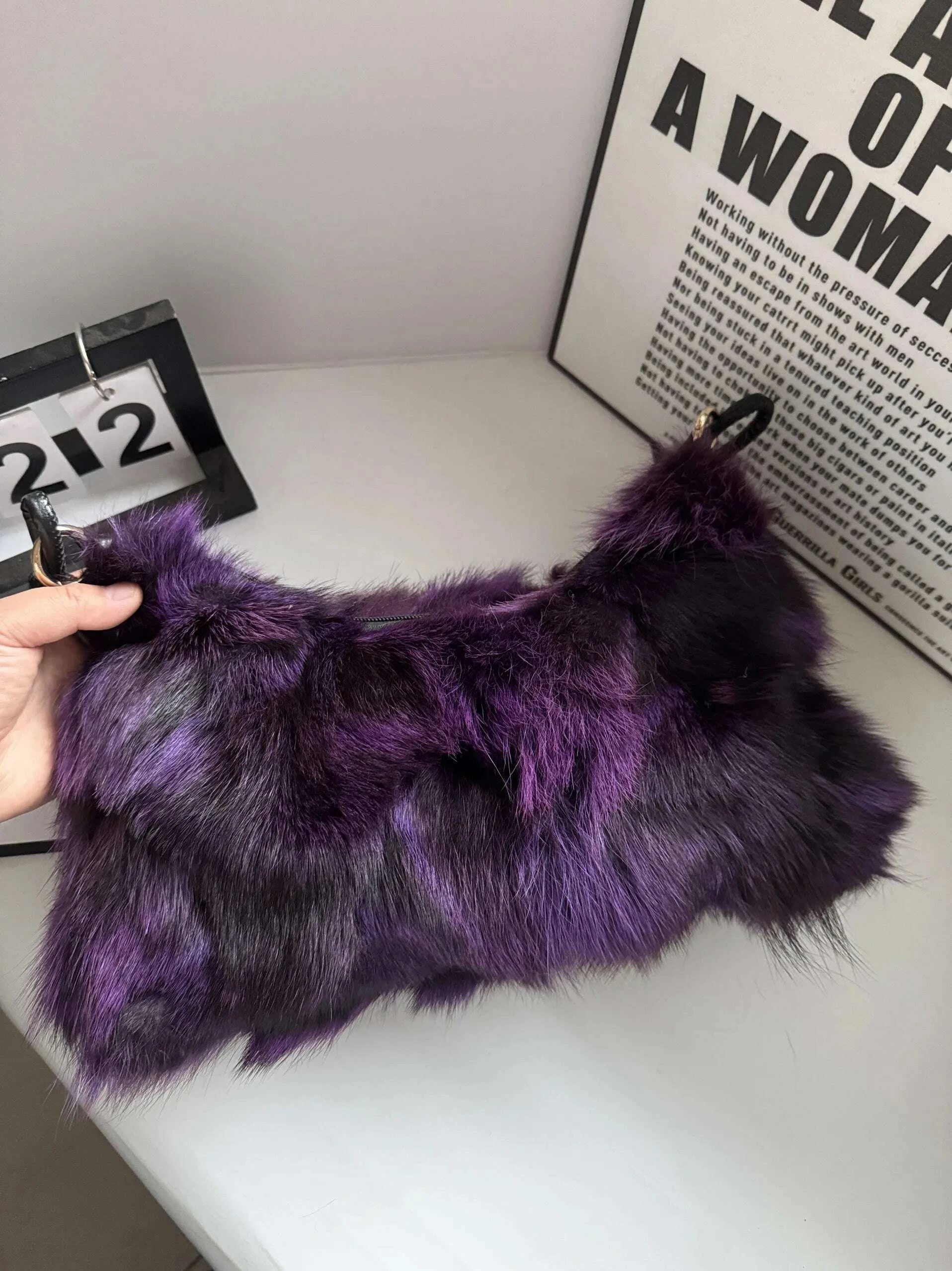 winter-fox-fur-bag-womens-bag-fashion-handbag-ladies-bags-purses-women-shoulder-bag-real-silver-fox-fur-messenger-bagskimludkimlud-35556472
