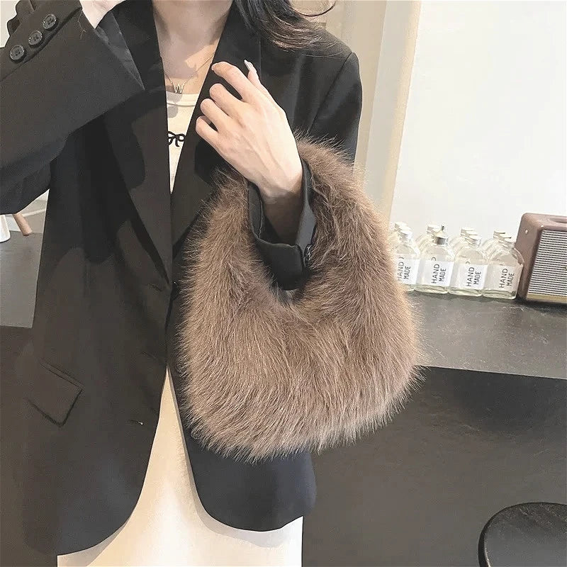 Solid Color Faux Fur Bag for Women Winter Soft Plush Handbags Ladies Small Elegant Tote Bags Fashion Trend Female Furry Purse