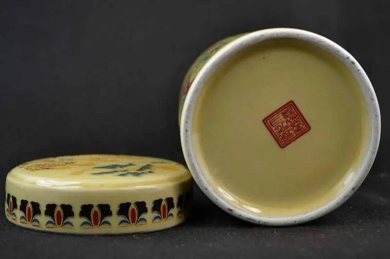 Exquisite Chinese Old Collectible Handmade Porcelain Painted with Japanese Dowager Big Pot Tea Caddie