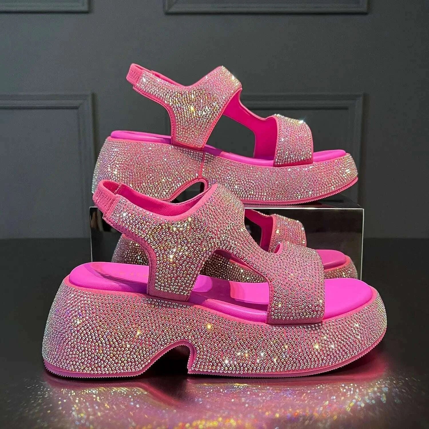 fashion-luxury-rhinestone-women-sandals-summer-new-sheepskin-elastic-band-thick-soled-open-toed-roman-flat-sandals-kimlud-kimlud-33915669