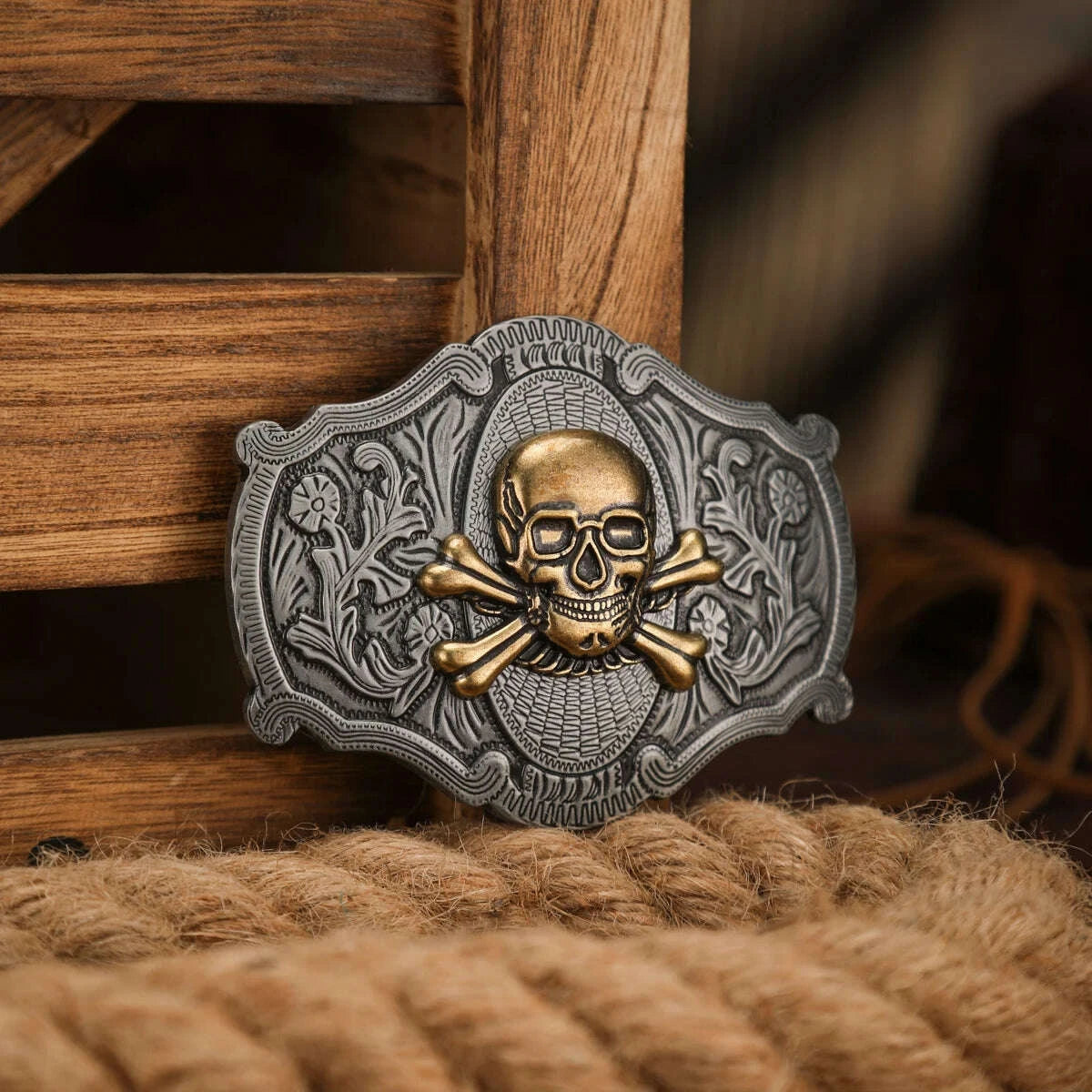 A Western-style metal belt buckle, a unique and retro belt buckle
