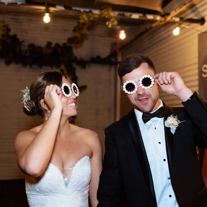 Adult Women Daisy Sunglasses Fashion Ladies Cute Sun Glasses White Round Flowers Bride Gift Bridesmaid Bachelorette Party Favors - KIMLUD