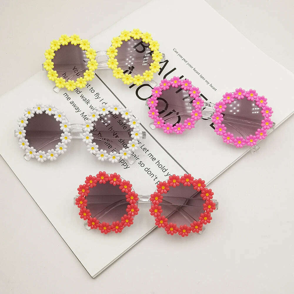 Adult Women Daisy Sunglasses Fashion Ladies Cute Sun Glasses White Round Flowers Bride Gift Bridesmaid Bachelorette Party Favors - KIMLUD