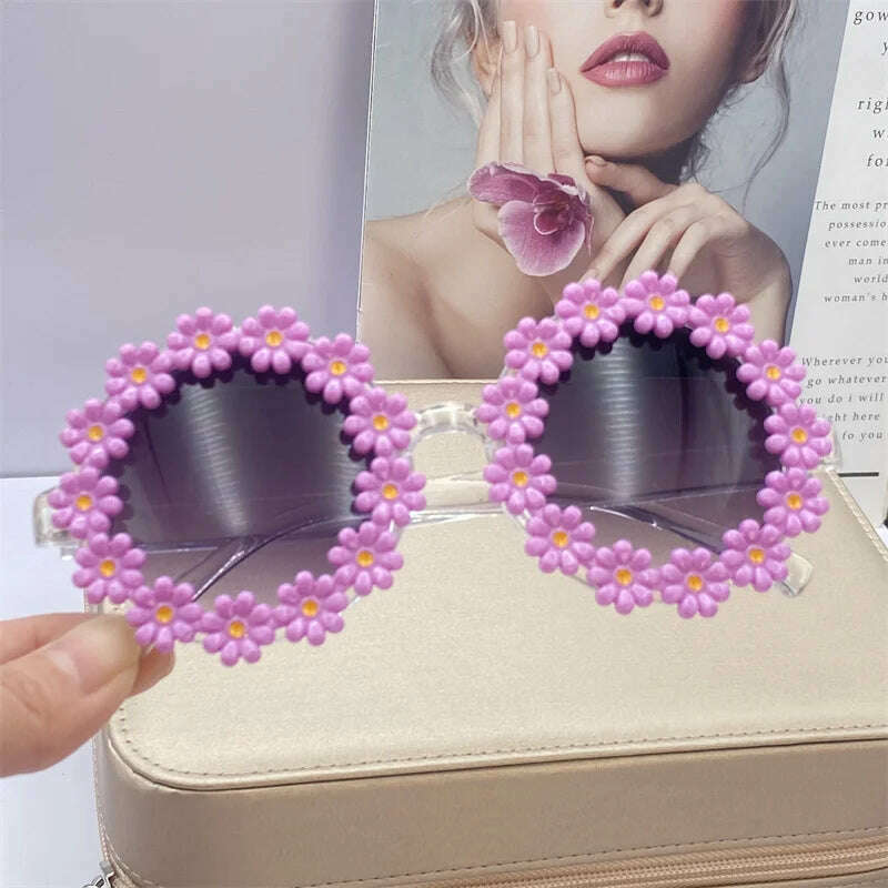 Adult Women Daisy Sunglasses Fashion Ladies Cute Sun Glasses White Round Flowers Bride Gift Bridesmaid Bachelorette Party Favors - KIMLUD