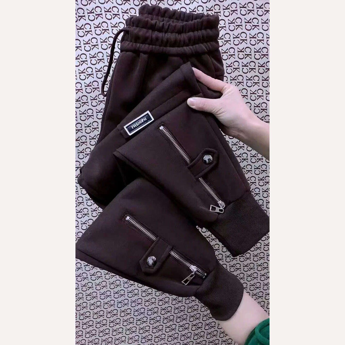 KIMLUD, Autumn Winter Women Pants Add Velvet Pants Elastic Waist Zipper Guard Harem Pants Casual Sports Trousers Female Harem Pants, KIMLUD Womens ClothesKIMLUD, Autumn Winter Women Pants Add Velvet Pants Elastic Waist Zipper Guard Harem Pants Casual Sports Trousers Female Harem Pants, Coffee / M 42-52KG, KIMLUD APPAREL - Womens Clothes