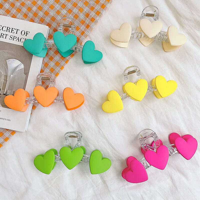 AWAYTR New Korea Heart Shape Acrylic Hair Claws Crab Large Pearl Claw Clips for Woman Girls Bath Barrette Lady Fashion Headdress - KIMLUD