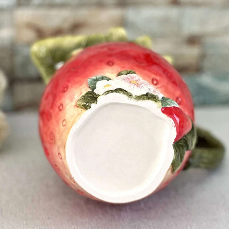 European pastoral style creative strawberry ceramic vase living room decoration Fresh flower vase home decoration new home gift - KIMLUD