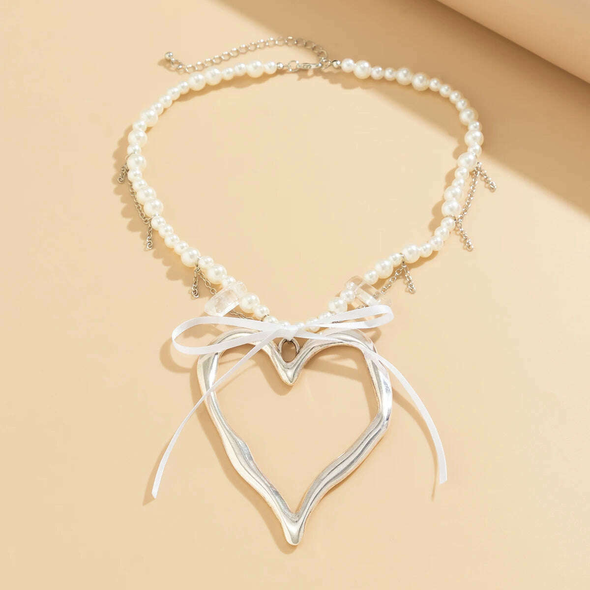 Exaggerated Big Hollow Love Heart Pendant Choker Necklace for Women Elegant Bowknot Imitation Pearl Chain Y2K Wed Jewelry Gift - KIMLUD