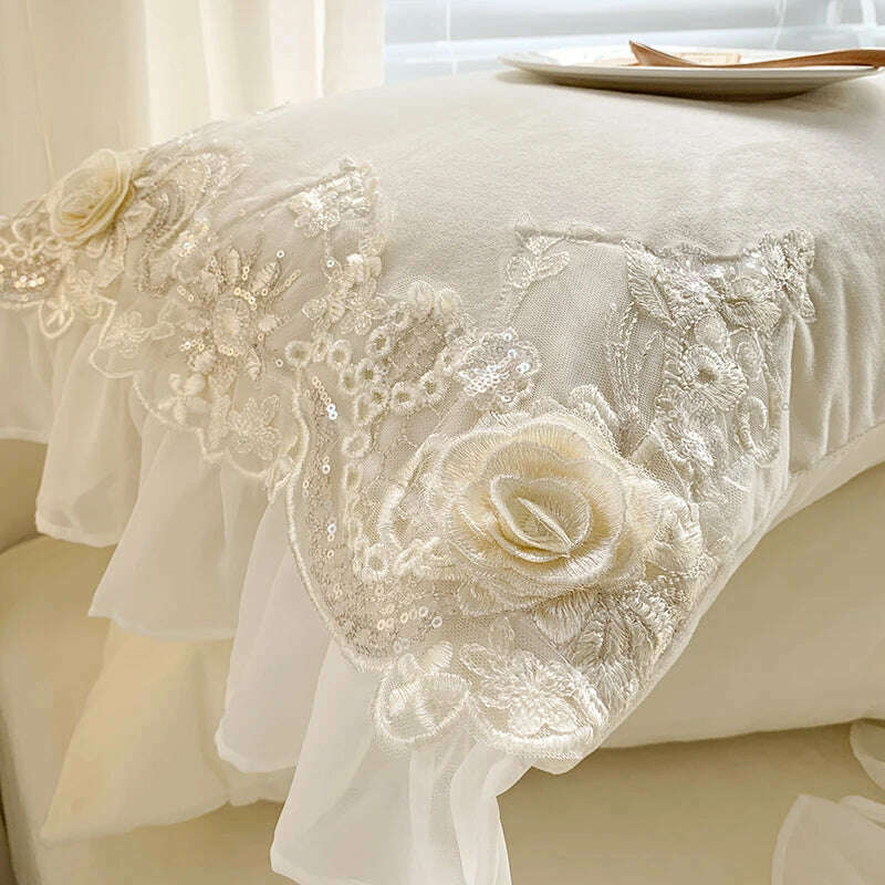 KIMLUD, French high-end lace princess wind milk velvet four-piece winter thick quilt cover warm quality bedding set luxury, KIMLUD Womens Clothes
