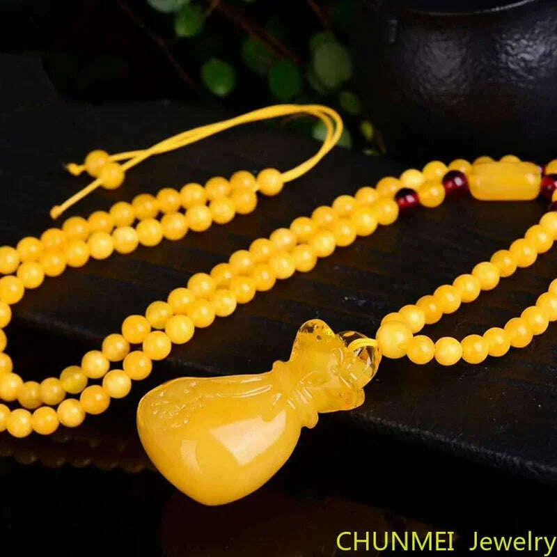 KIMLUD, Honey Wax Money Bag Retro Style Pendant Men's and Women's Chicken Oil Yellow Beeswax Amber Carved Blessing Bag Necklace Pendant, KIMLUD Womens Clothes