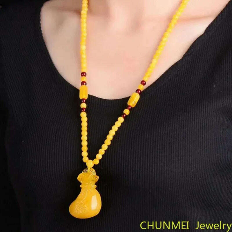 KIMLUD, Honey Wax Money Bag Retro Style Pendant Men's and Women's Chicken Oil Yellow Beeswax Amber Carved Blessing Bag Necklace Pendant, KIMLUD Womens Clothes