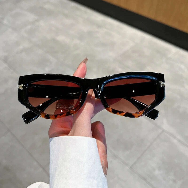 KAMMPT Vintage Cat Eye Sunglasses Men Women New in Fashion Irregular Gradient Eyewear Shades Luxury Brand Designer Sun Glasses - KIMLUD
