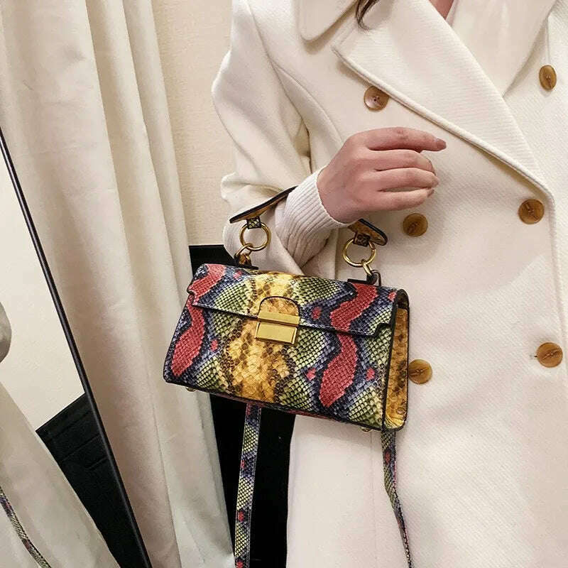 KIMLUD, Luxury Shoulder Bags for Women 2023 New Designer Handbag Fashion Snakeskin Leather Crossbody Bags Fashion Travel Messenger Bags, KIMLUD Womens Clothes