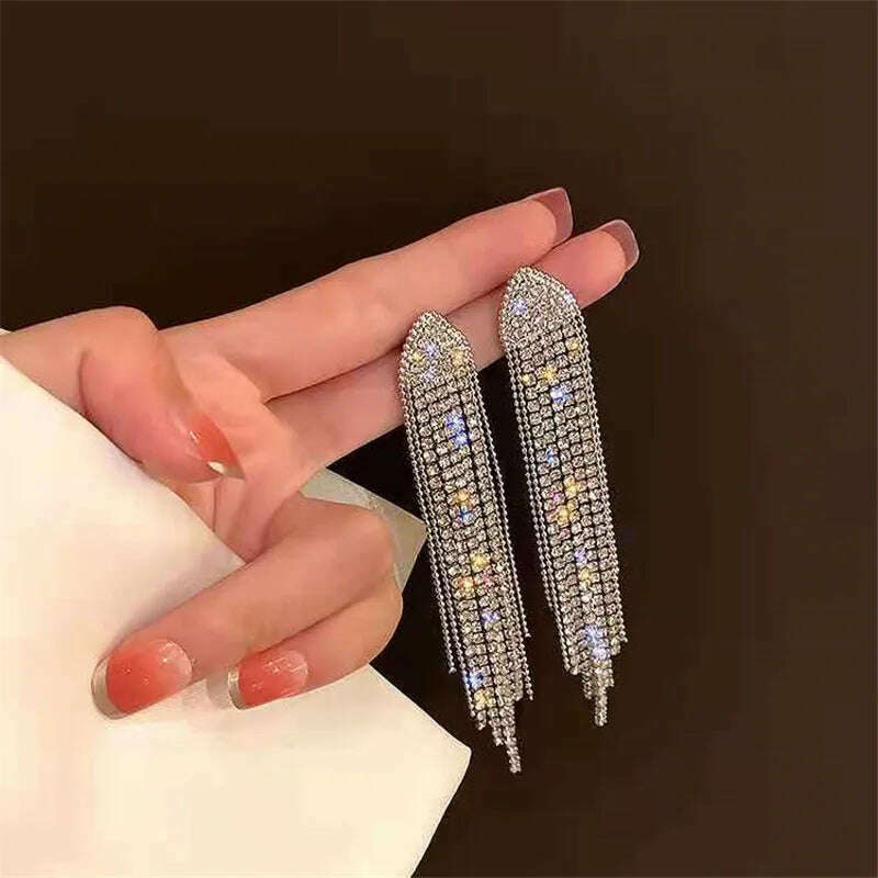 New Classic Shiny Crystal Earrings Ladies Exaggerated Long Earrings Tassels Rhinestone Earrings Fashion Korean Earrings Jewelry - KIMLUD