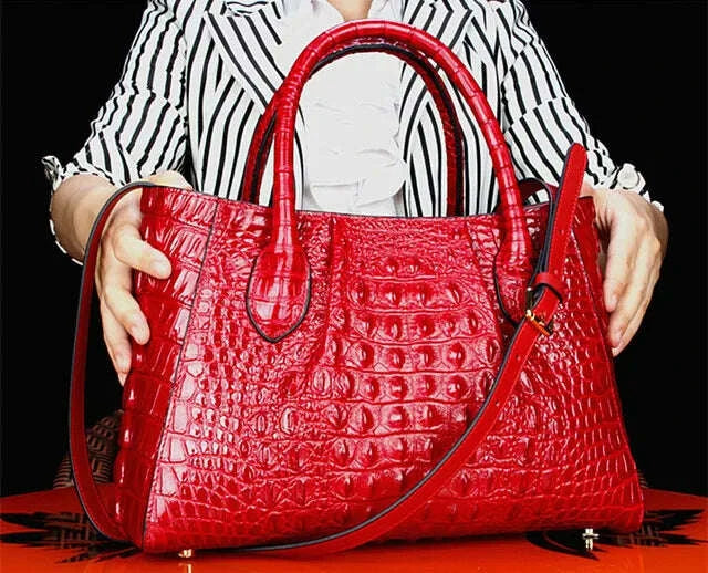 New Crocodile Leather Women's Handbags Genuine Leather Female Portable Shoulder Messenger Bag Fashion Brand Red Tote Bags