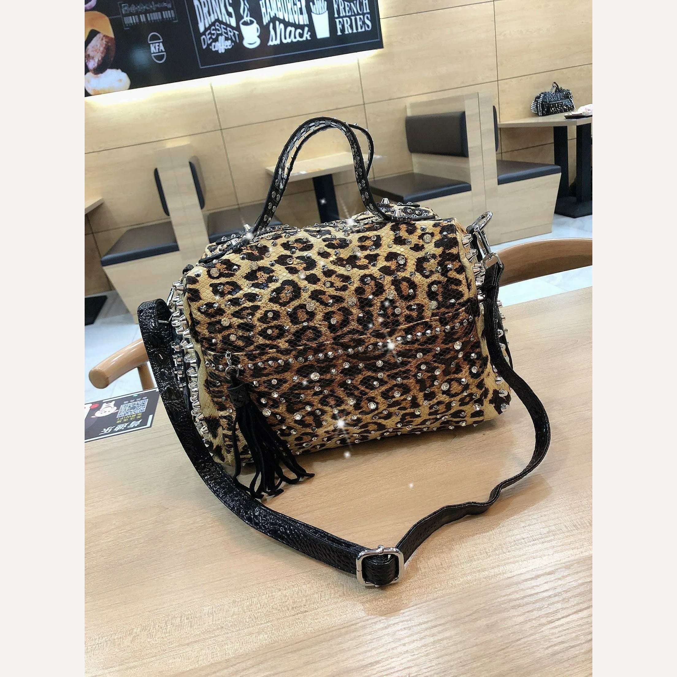 New trend handbags personality fashion retro leopard rhinestone handbag rivet shoulder bag ladies casual handbag Messenger bag - KIMLUD