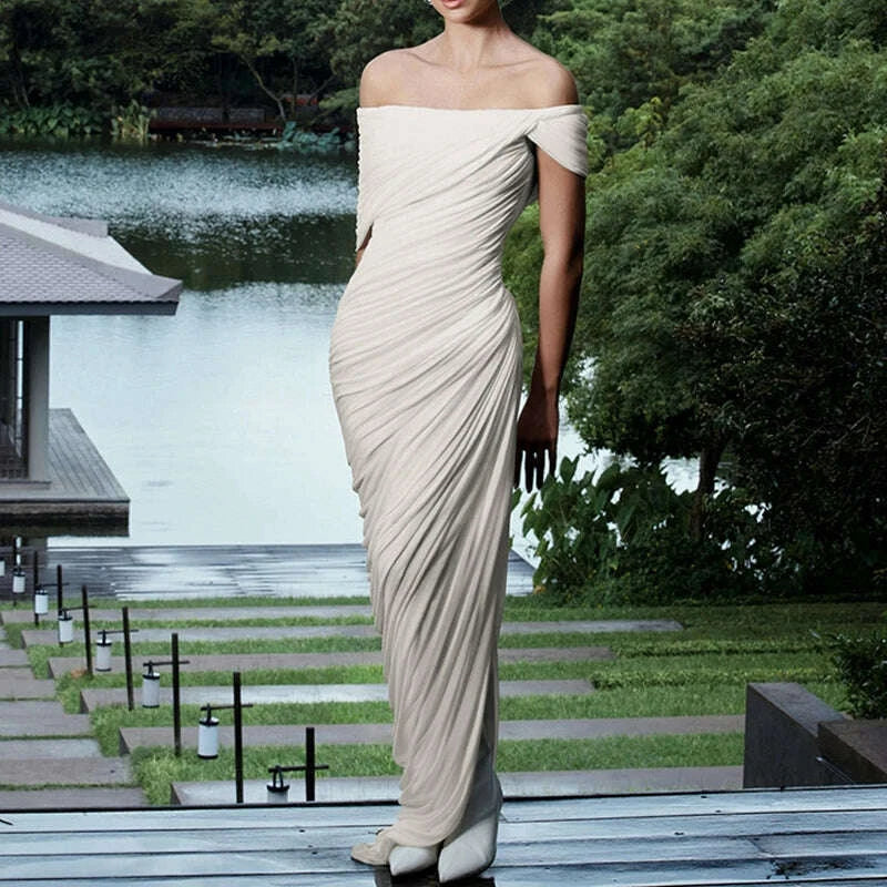 Polyester Solid One-Shoulder Maxi Dress - Black | KIMLUD