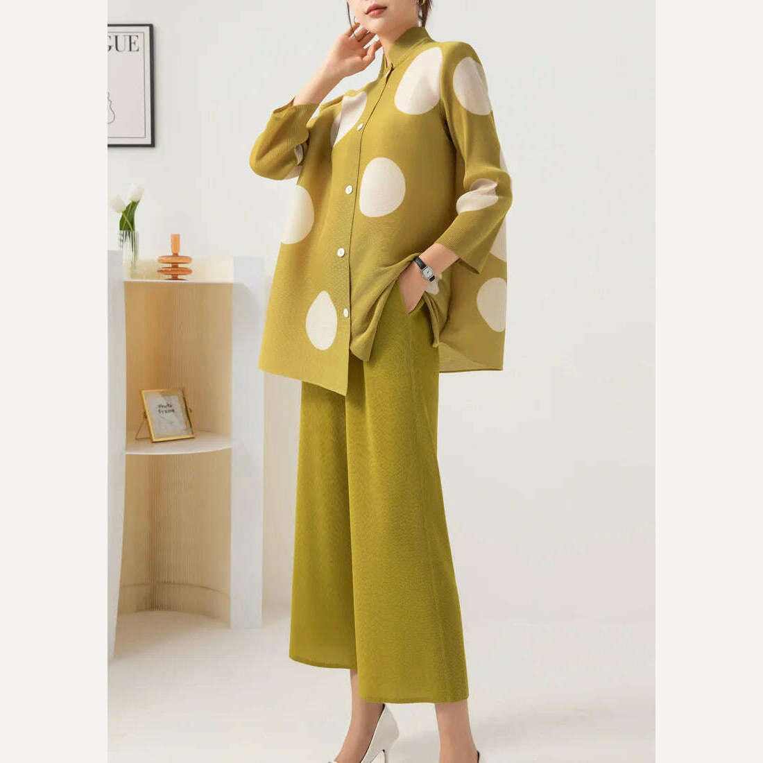 LANMREM 2 Piece Sets Printed Single Breasted Pleated Shirt Top Wide-leg Pants Female Elegant Clothing 2024 Summer Spring 2R4814 - KIMLUD