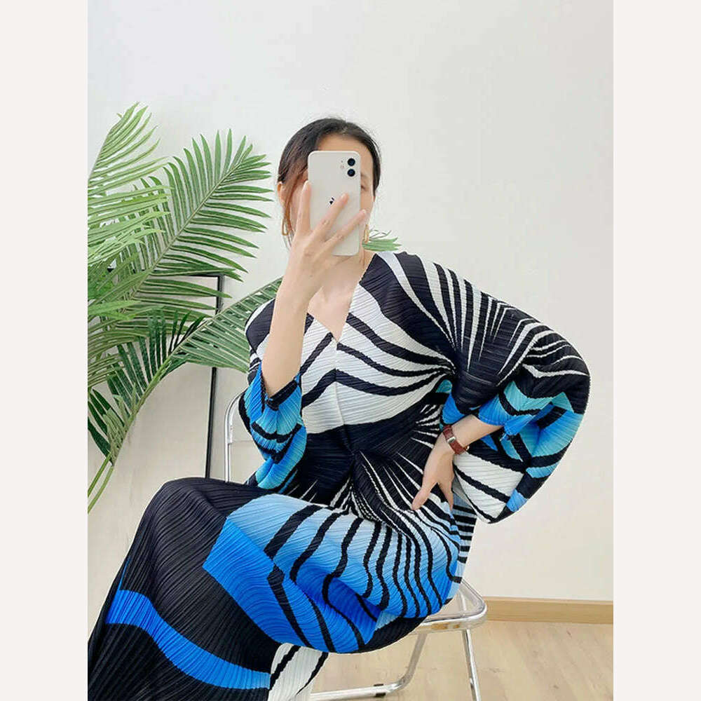 KIMLUD, LANMREM Zebra Stripes Printing Pleated Dress Women Batwing Sleeves V  Neck Long Length Female Chic Party Dresses Elegant 2R2950, KIMLUD Womens Clothes