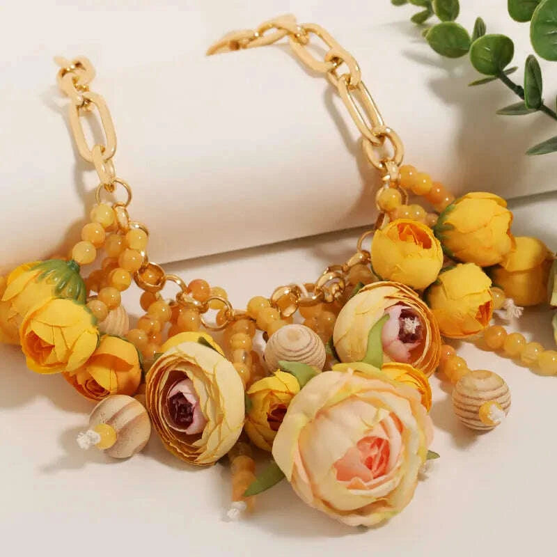 Statement Three-dimensional Rose Cluster Beads Necklace for Women Girl Wedding Party Jewelry