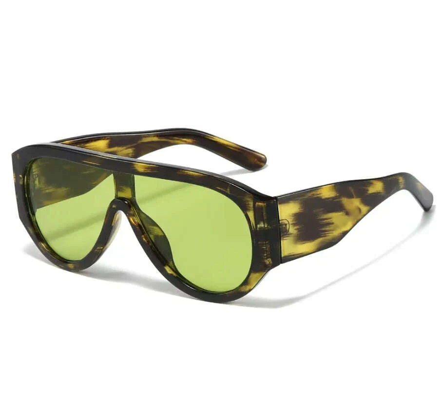 Sunglasses Oversized Gradient Plastic Frame Black | KIMLUD