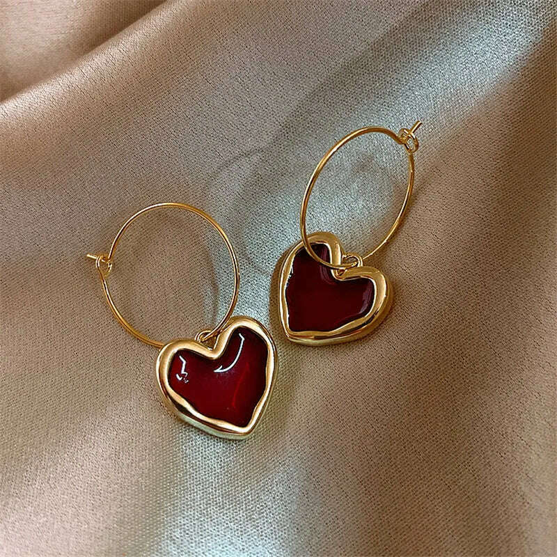 Sweet Burgundy Enamel Heart Earrings for Women Girl Gold Color Metal Love Heart Hanging Dangle Earrings Vintage Jewelry - KIMLUD