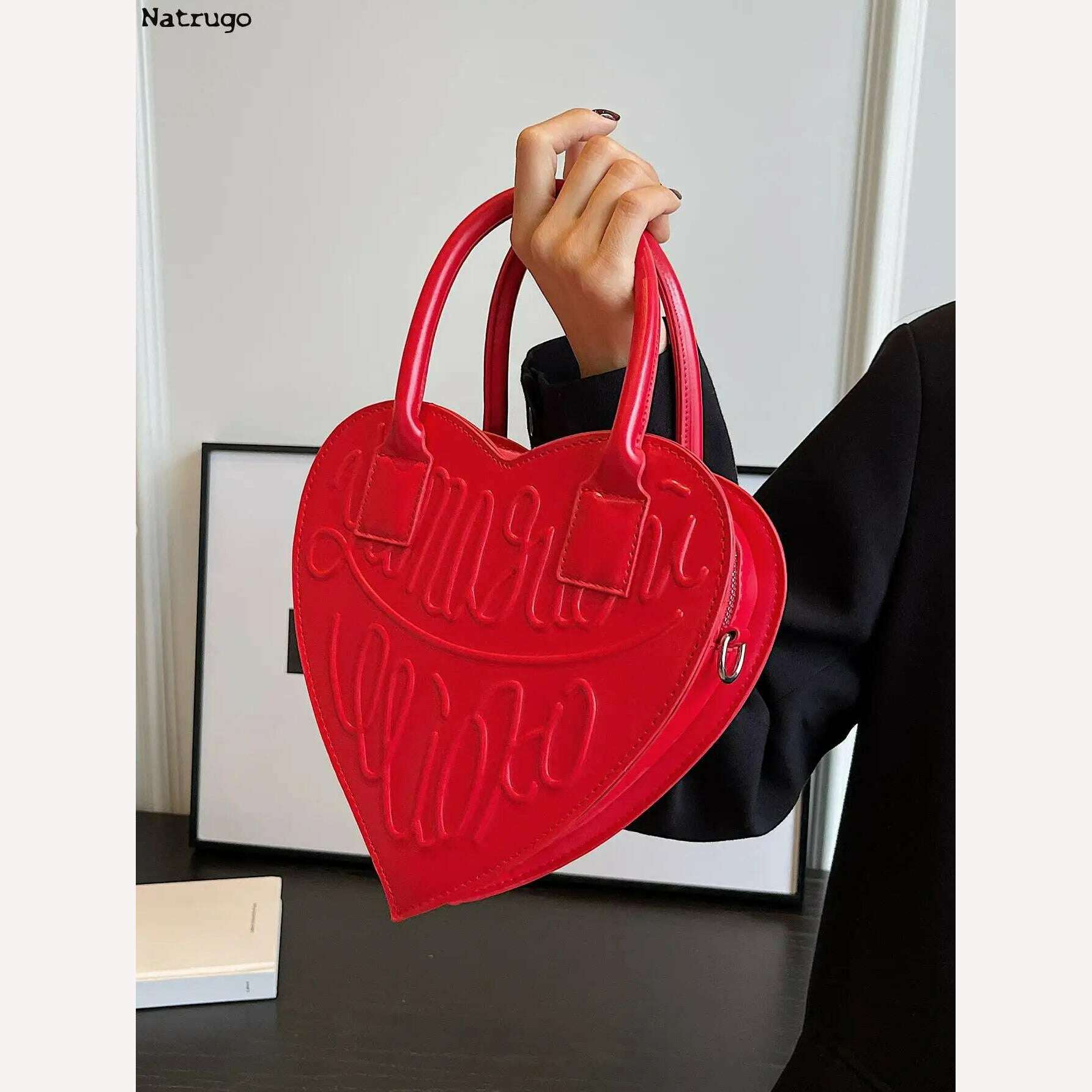 KIMLUD, Women Purses And Handbag Fashion Red Love Heart Shape Shoulder Bag Women Chain Crossbody Bag Ladies Purse And Clutch Bag, KIMLUD Womens Clothes