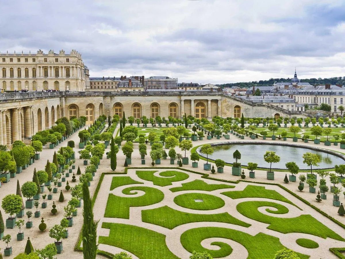 Explore the Grandeur and History of The Palace of Versailles