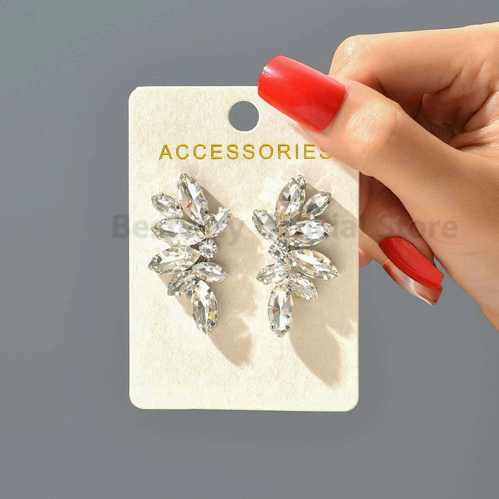 2023 Green Rhinestone Piercing Earrings For Women Luxury Vintage Geometric Wings Pendientes Elegant Statement Jewelry Wholesale - KIMLUD