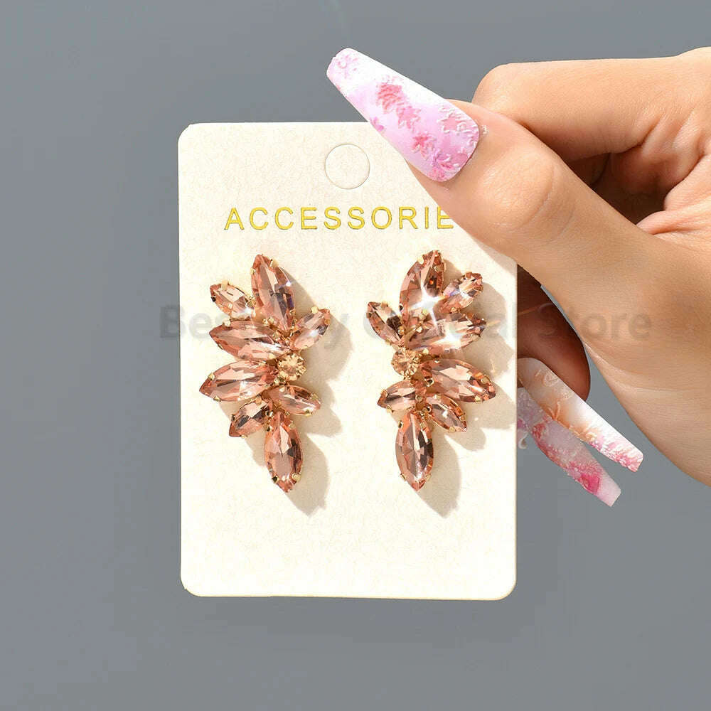 2023 Green Rhinestone Piercing Earrings For Women Luxury Vintage Geometric Wings Pendientes Elegant Statement Jewelry Wholesale - KIMLUD